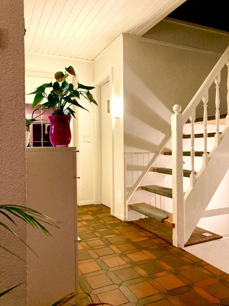 Cheerful Villa With Fireplace, Bath-Tub And Garden Noville Buitenkant foto